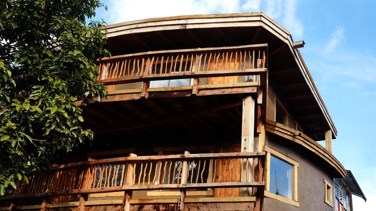 Rio Libre Pucón Party Hostel Exterior foto